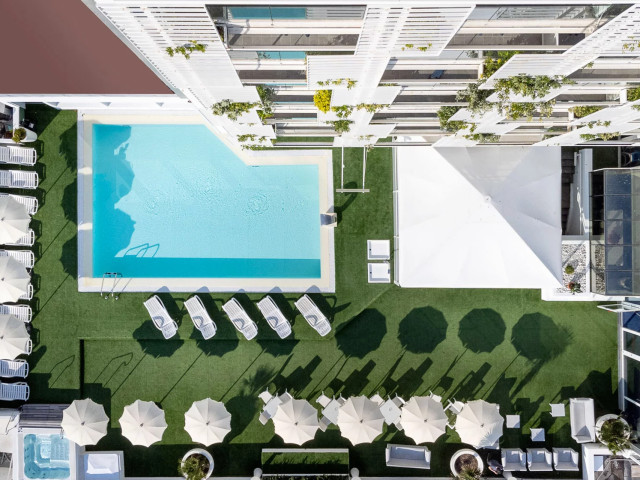 media.Slide-Piscina3Hotel-Mediterraneo-Riccione