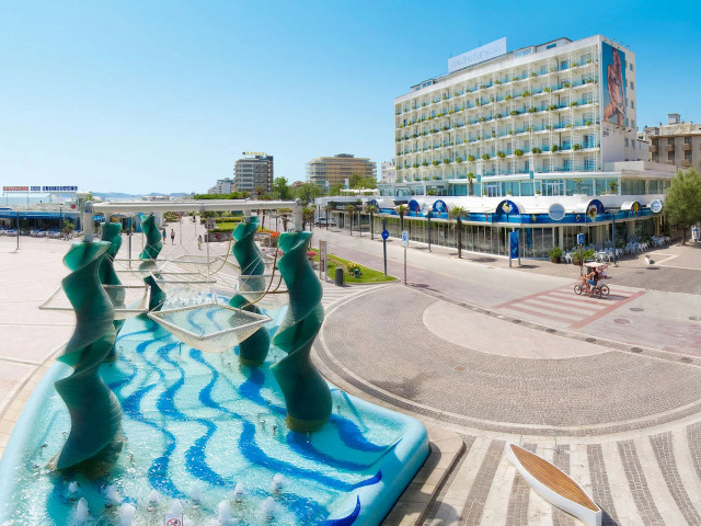 media.Slide-Shopping1Hotel-Mediterraneo-Riccione