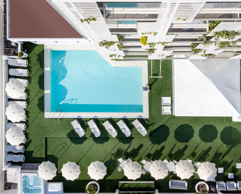 media.Slide-Piscina3Hotel-Mediterraneo-Riccione