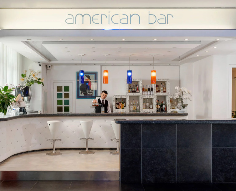 media.Slide-American-BarHotel-Mediterraneo-Riccione